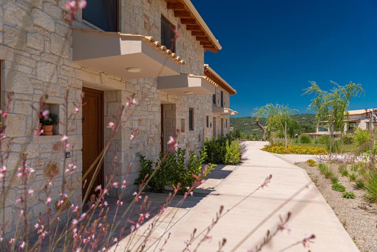 Mint Retreat Suites (Adults Only) Kalandra Esterno foto