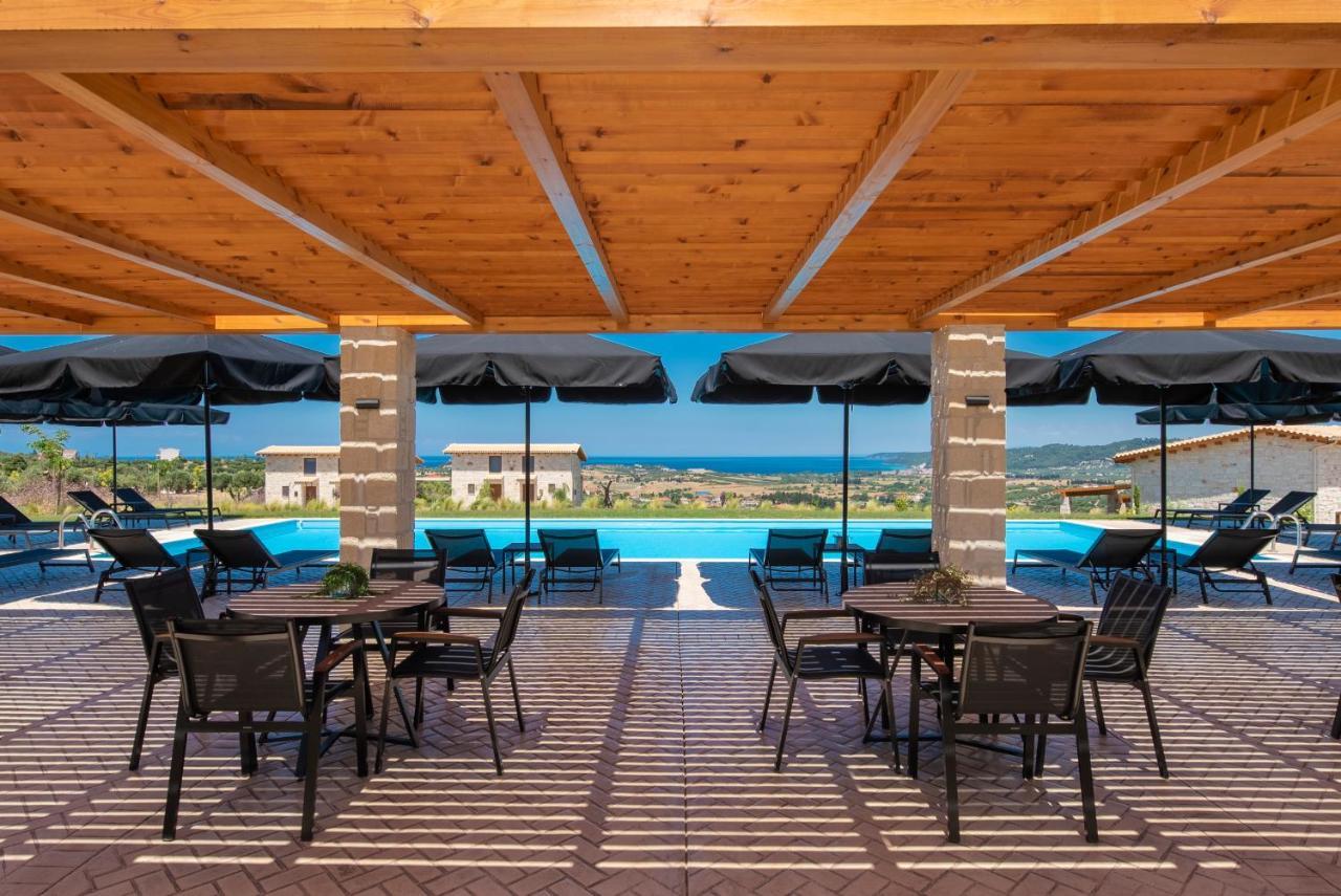 Mint Retreat Suites (Adults Only) Kalandra Esterno foto