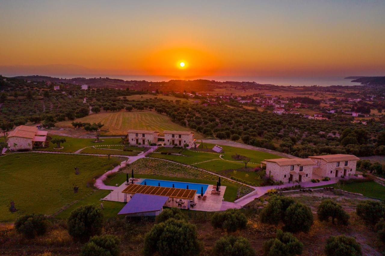 Mint Retreat Suites (Adults Only) Kalandra Esterno foto