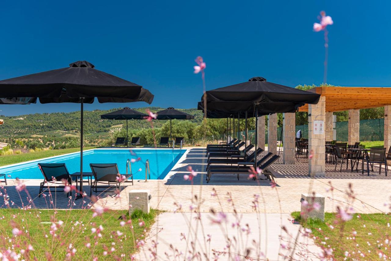 Mint Retreat Suites (Adults Only) Kalandra Esterno foto