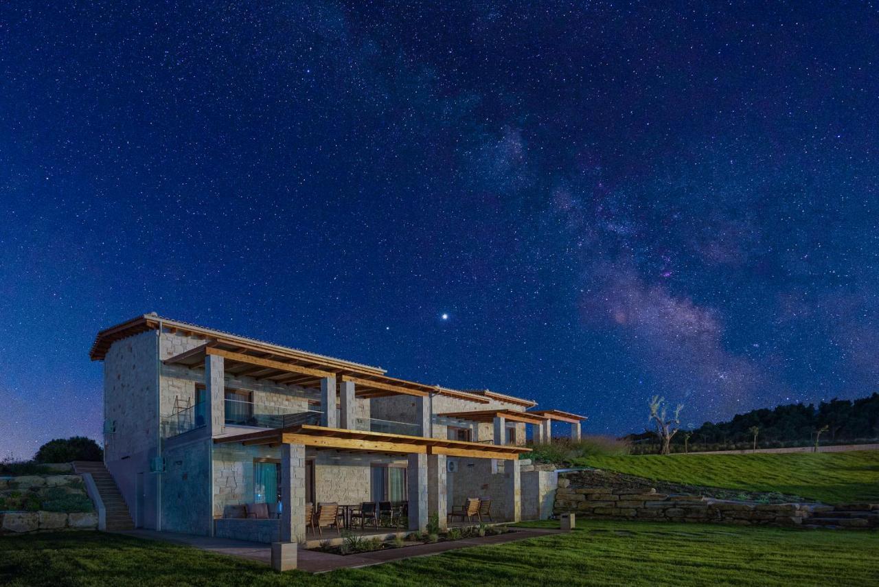 Mint Retreat Suites (Adults Only) Kalandra Esterno foto