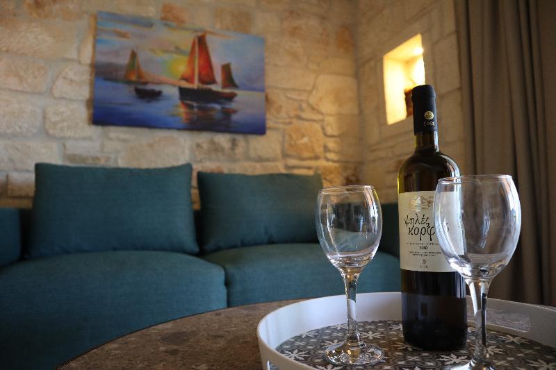 Mint Retreat Suites (Adults Only) Kalandra Esterno foto
