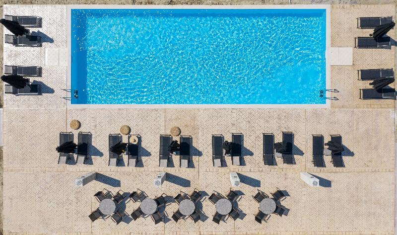 Mint Retreat Suites (Adults Only) Kalandra Esterno foto
